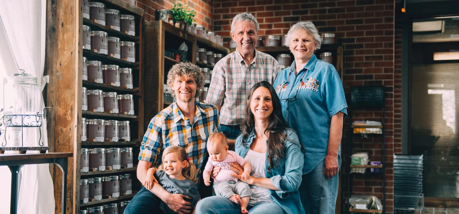 The-spirit-of-health-family-in-the-store.jpg