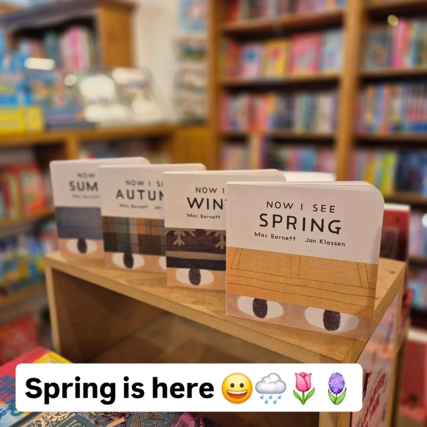 Do you love spring? Cold mornings and sunshowers? Cyclamen bursting through the soil? Opening all the windows! 🌂 🌸 

Or do you love summer? Bright light making deep shadows? Beach days? Beach reads! Ice cream!!! ☀️ ⛱️

Do you love autumn? The chang