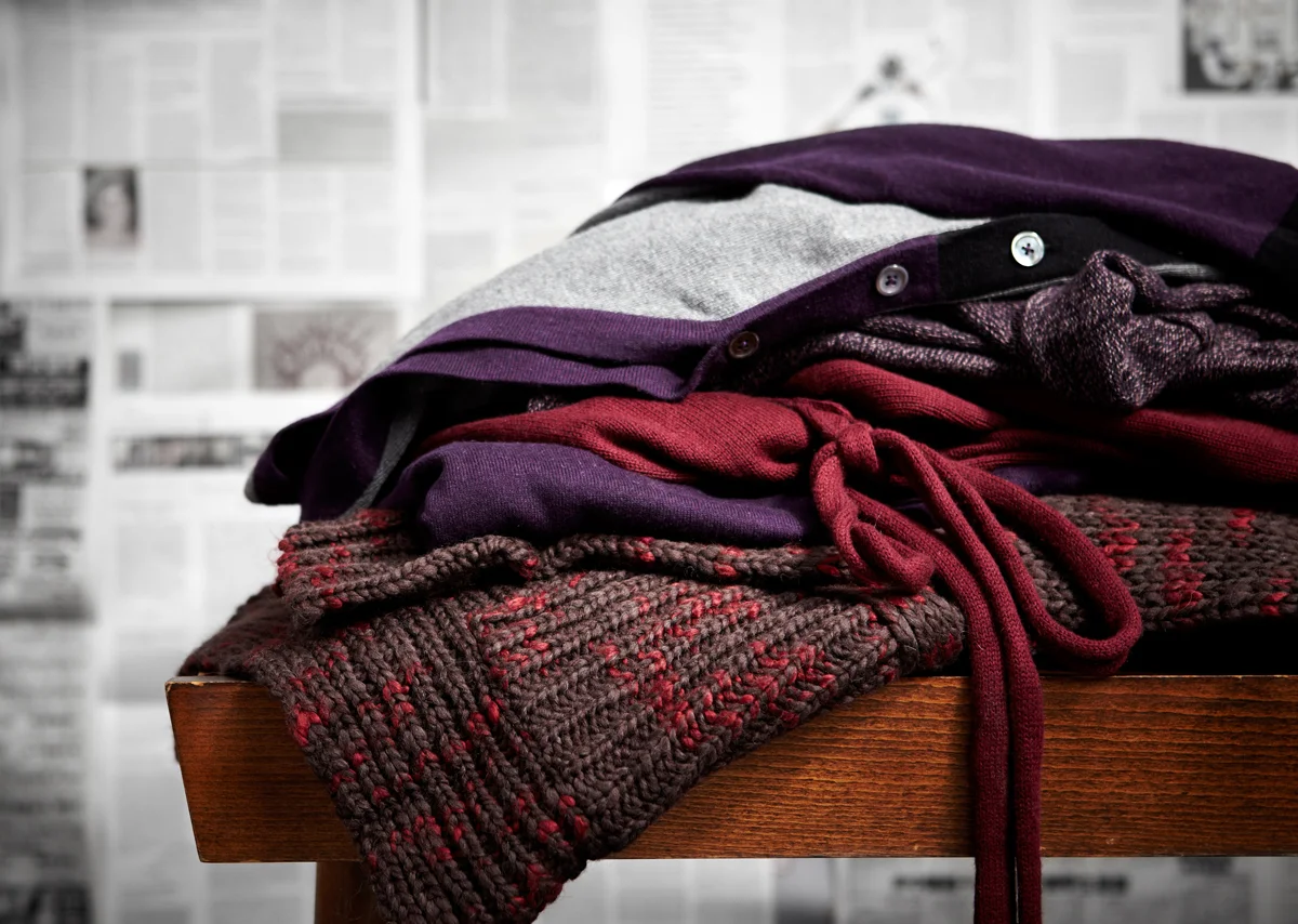 burgundy_colorways_lookbook 1_small.jpg