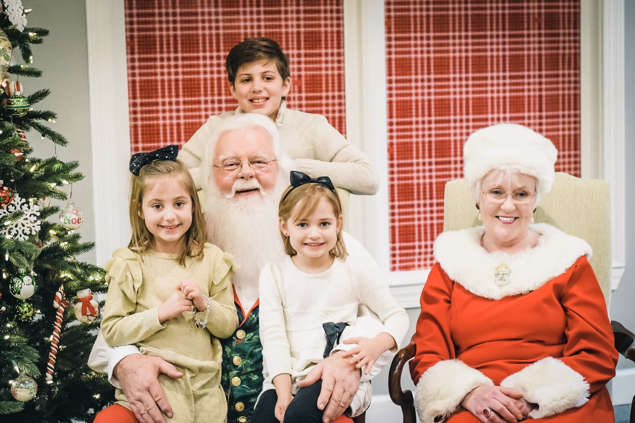 If only they knew it was their last picture together! Goodbye, Santa! You’ve been good to us.