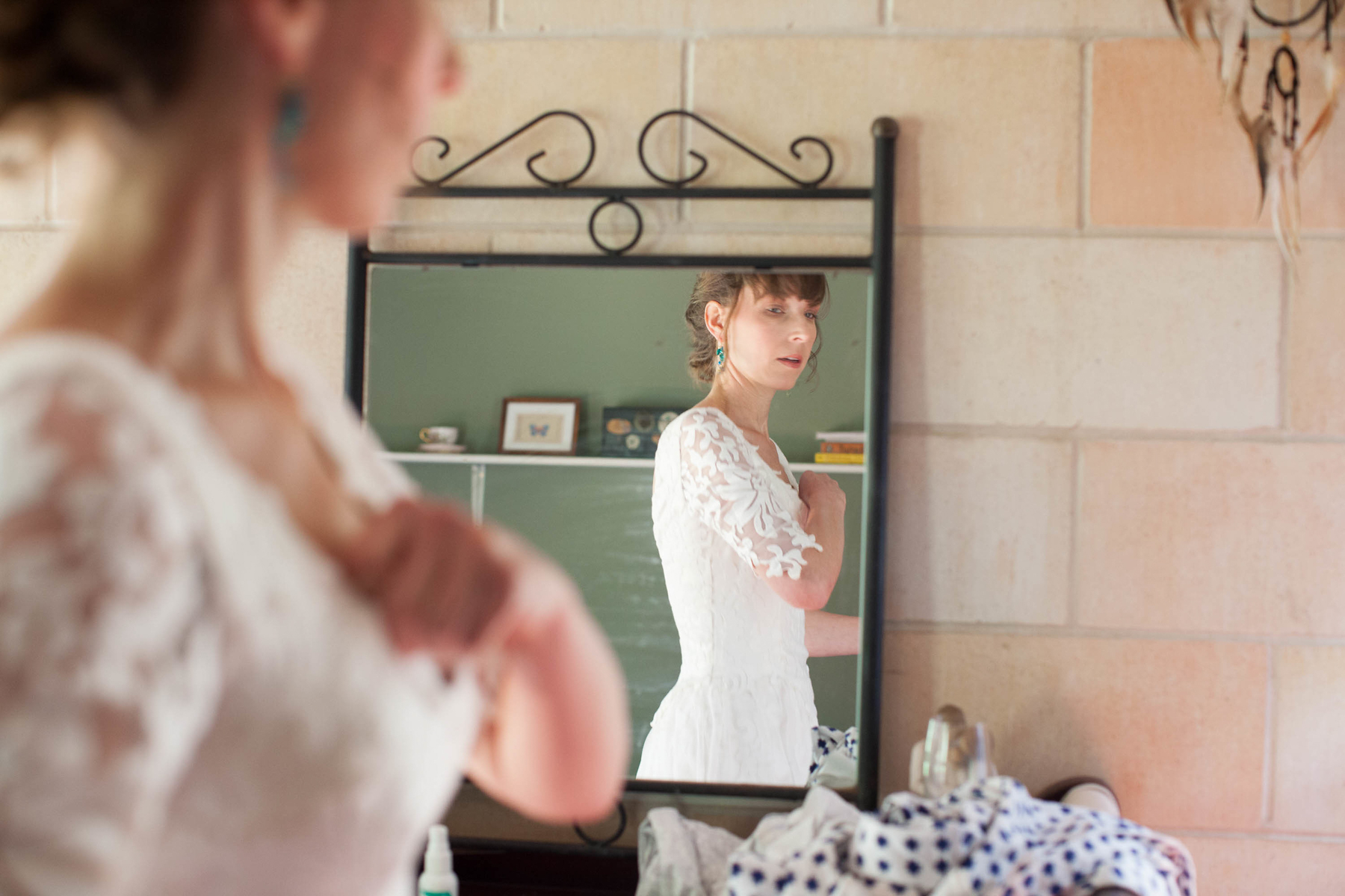2 bride prep-142.jpg