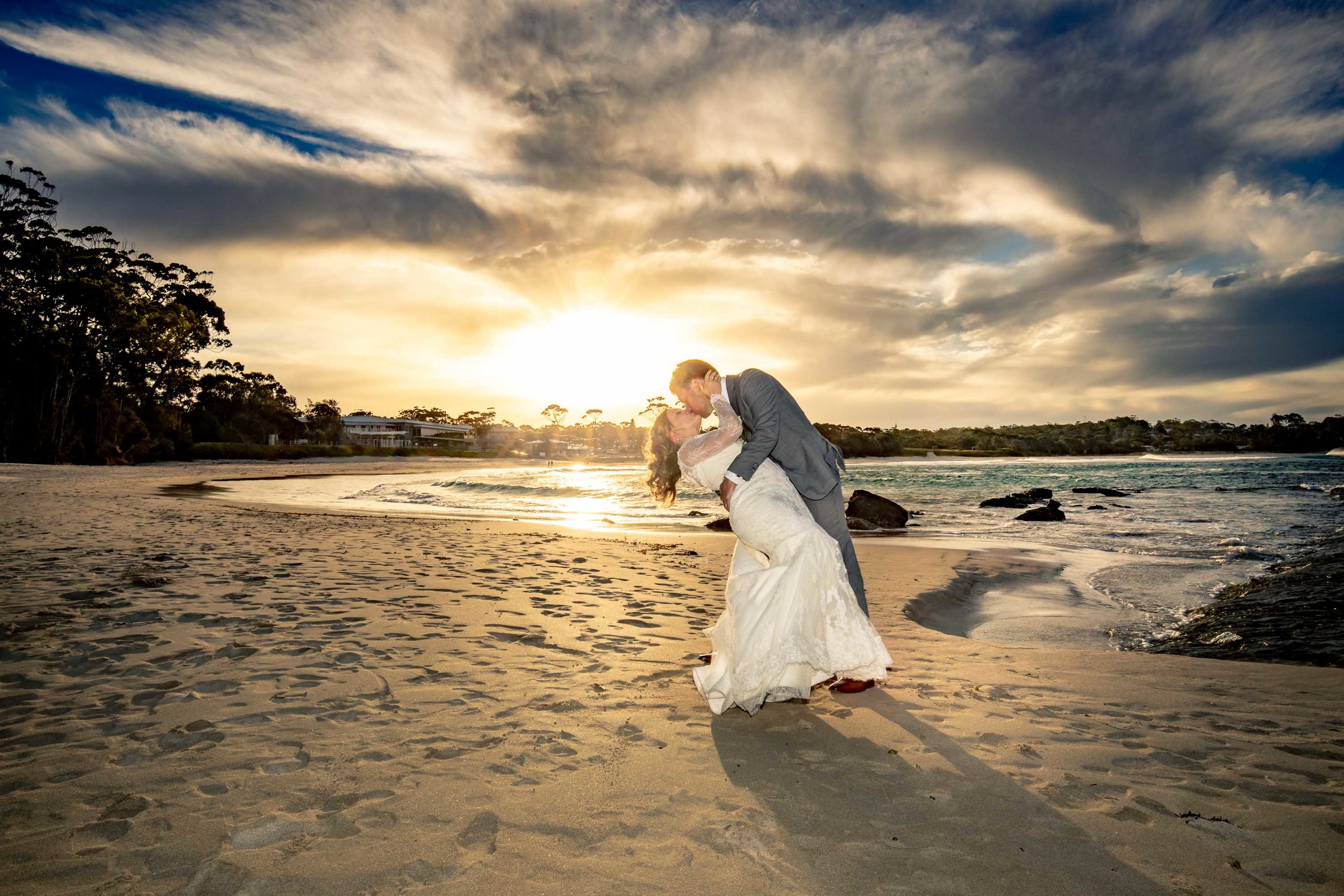Brisbane Wedding Photography | Brisbane Portrait Photography | Leslie + Ben Wedding Sydney Mollymook 