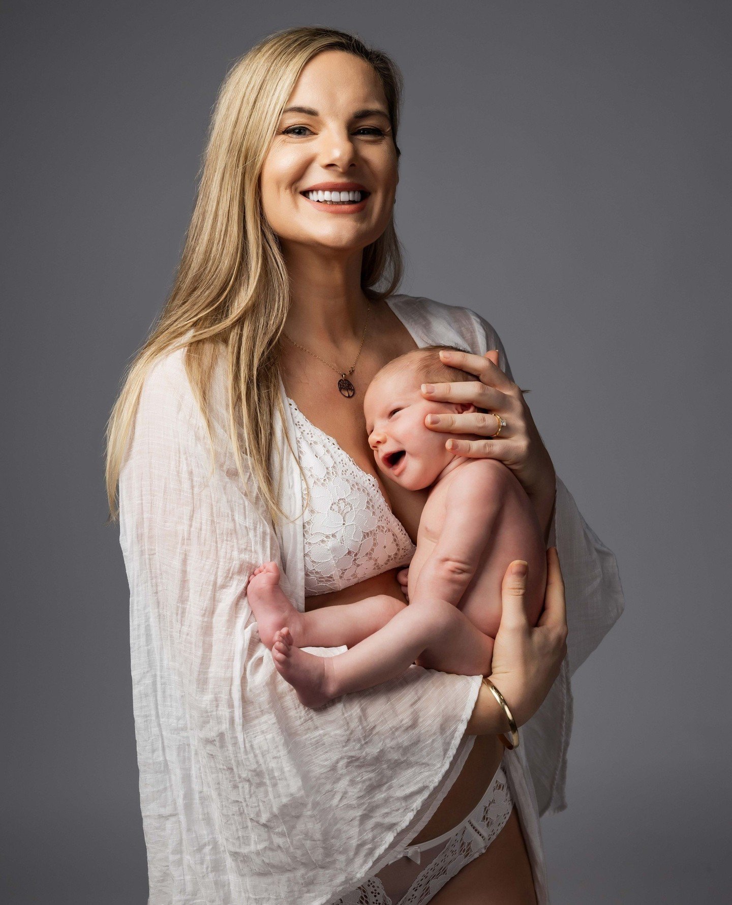 🥰 The Bond That Shines Brightest: Celebrating Mothers Day with Life Portraits! 🥰 ⁠
⁠
This Mother's Day, we're celebrating the most powerful connections in life - the love between mothers and their children! ❤️⁠
⁠
Swipe through to see some incredibl