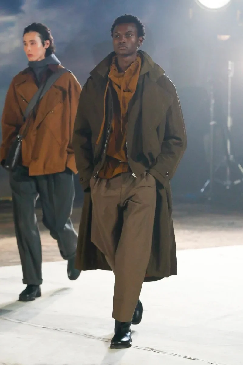 FW22_Lemaire_Look_34_a4b14577-db95-4597-9b9c-ec774c2008cd_800x.jpg