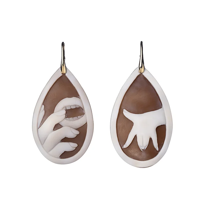 VOGLIOSA - - MSB CAMEOS.jpg