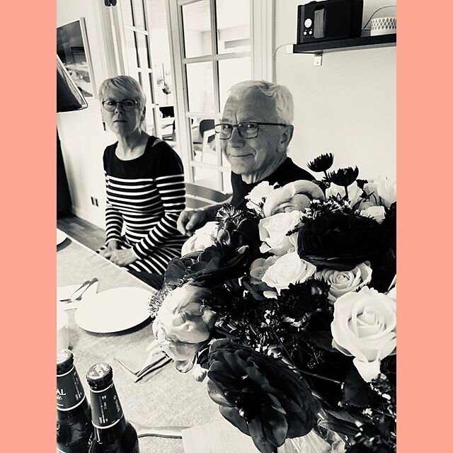Mother&rsquo;s Day. What a luxury to be one and to have one. And to actually visit my mom made my day 💜 
#mothersday #happydad