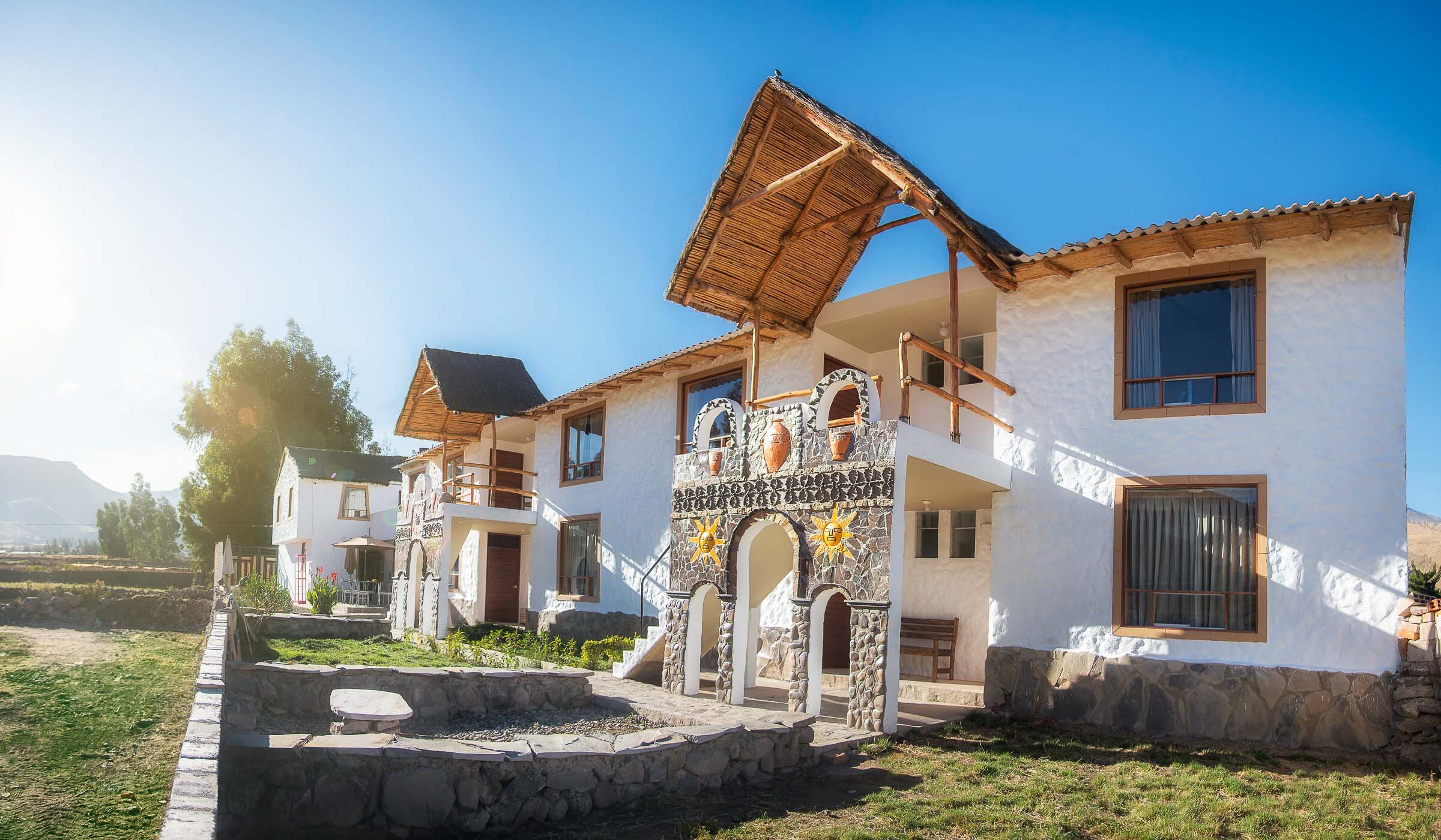 Book directly at Le Foyer Colca