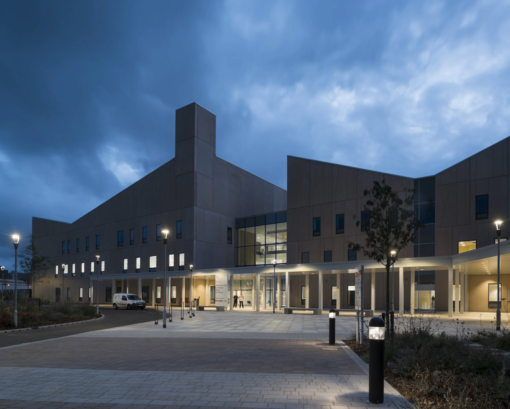 The main entrance to the hospital.