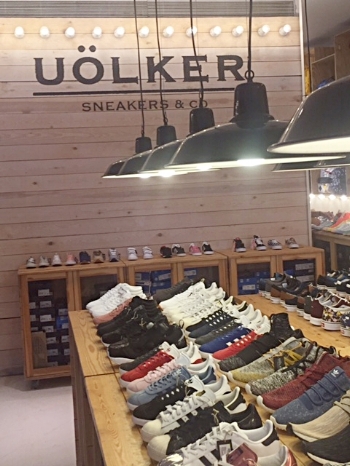 Sneaker assortment at Uölker - Sneakers & Co.