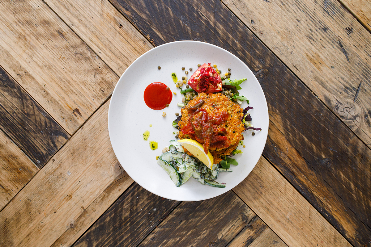 We kick off the week with some spice, as Jamaican curried goat is on the menu, served with a side of baked plantain pieces, green salad and freshly baked roti bread. The veggie/vegan variety is lovingly served with curried pumpkin, candied yam, black eyed peas and callaloo.