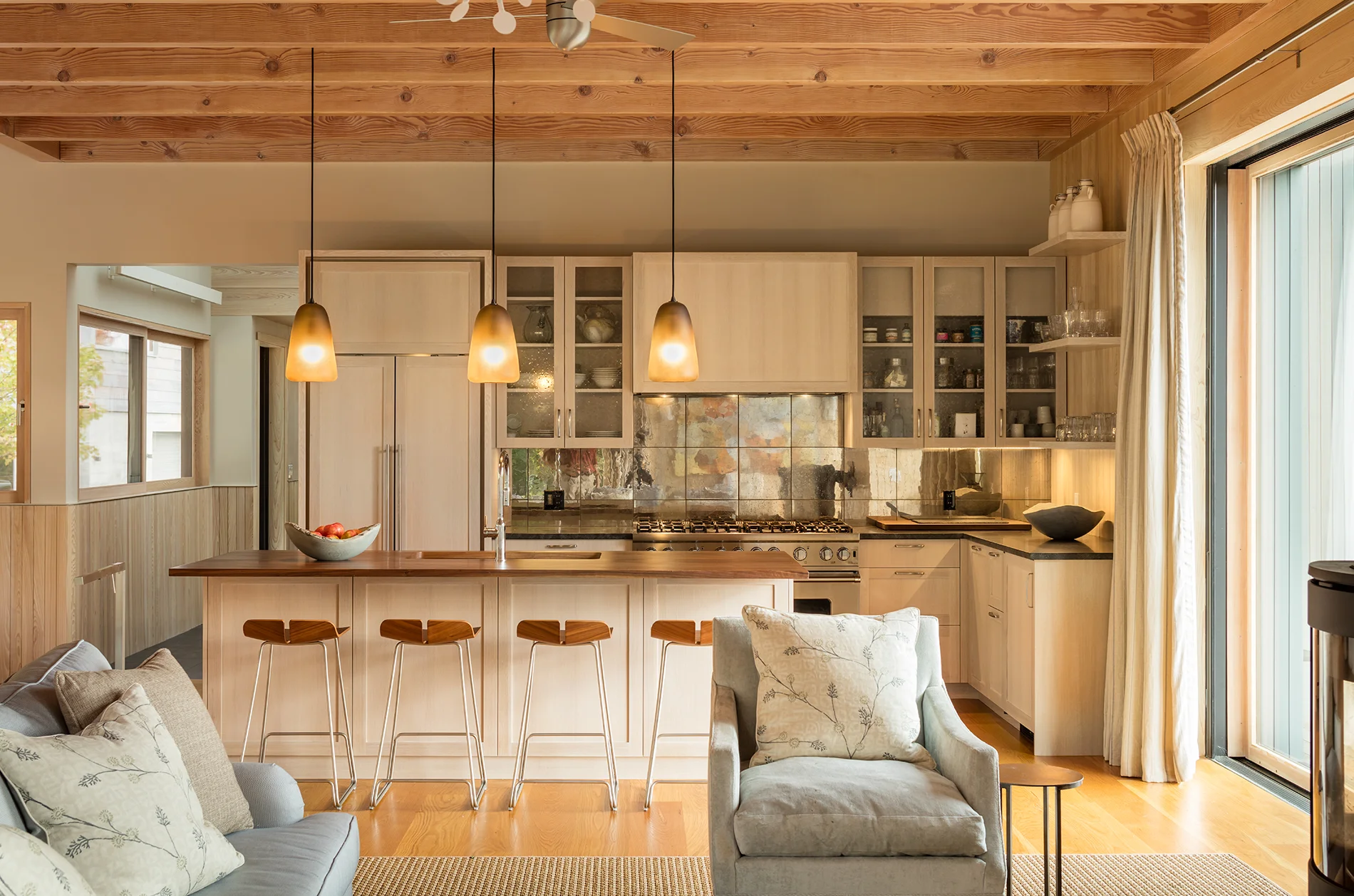 MIF3319kitchen.jpg