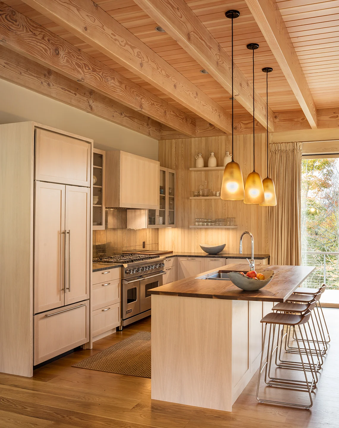MIF3320kitchen_alley.jpg