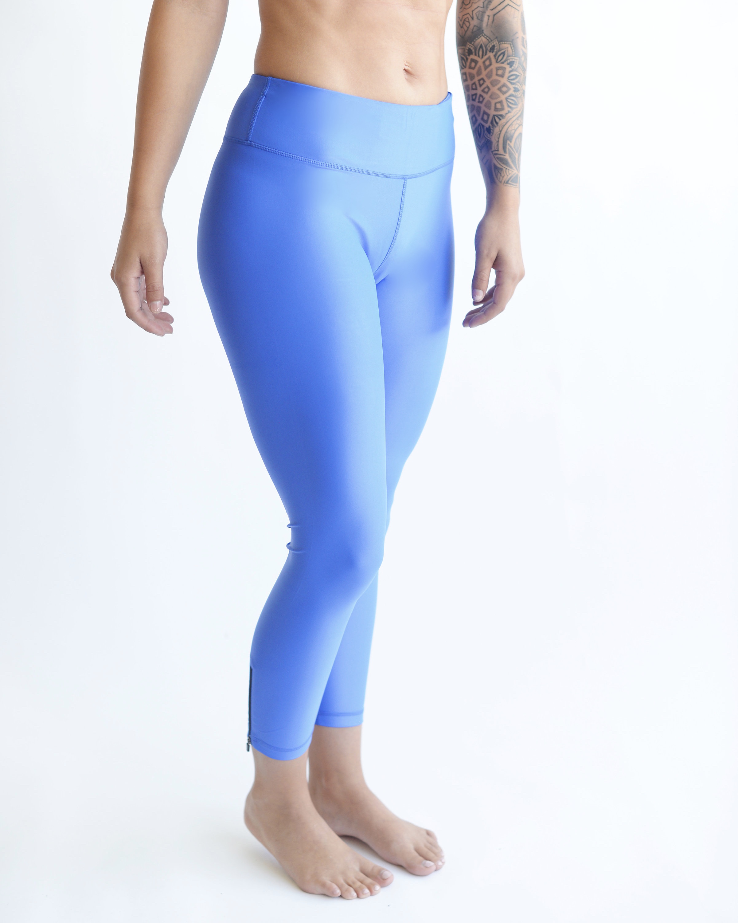 NEW Blue Vibrations Leggings + White - ZYIA Active Ind Rep