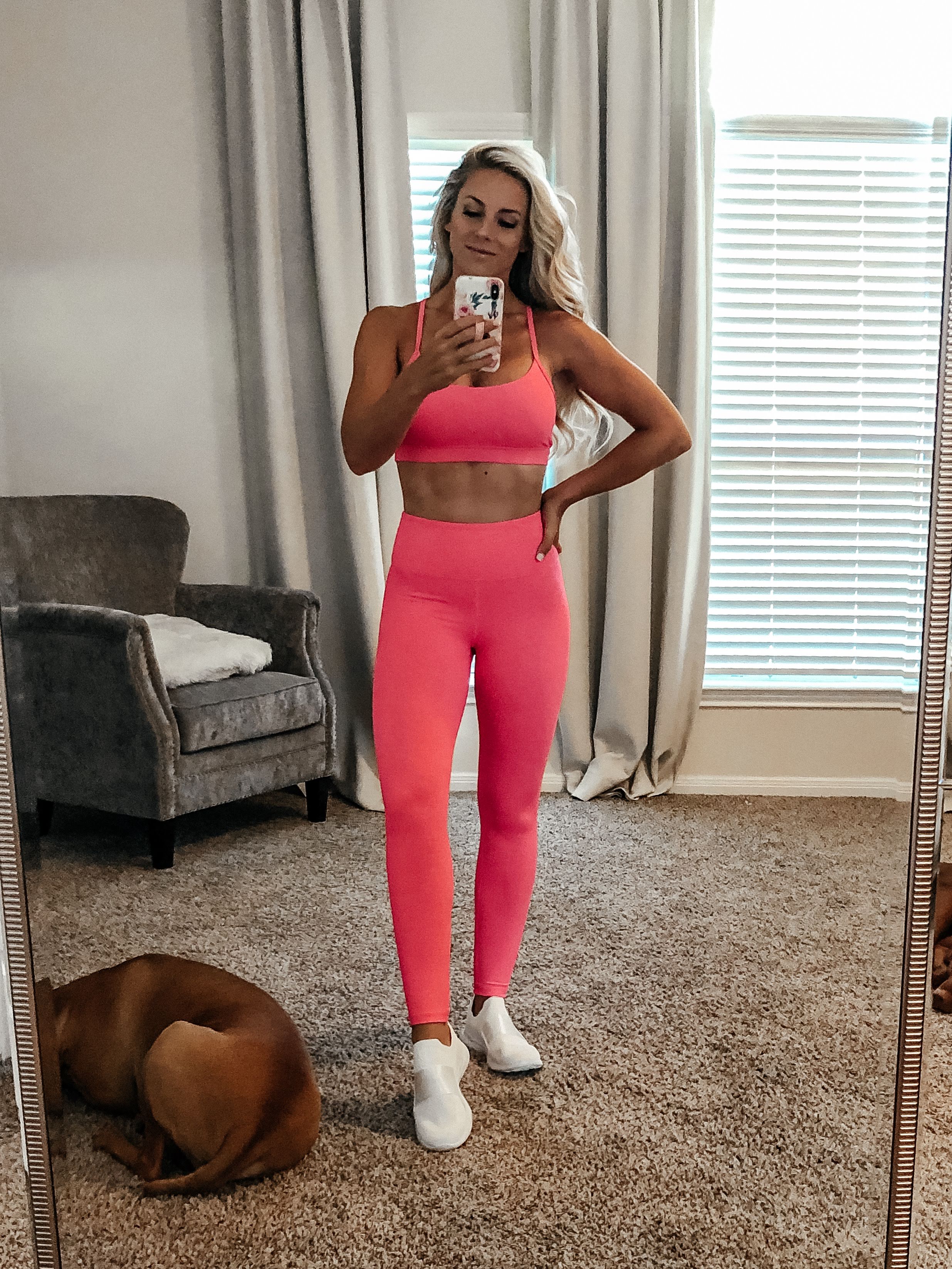 hot pink leggings outfit