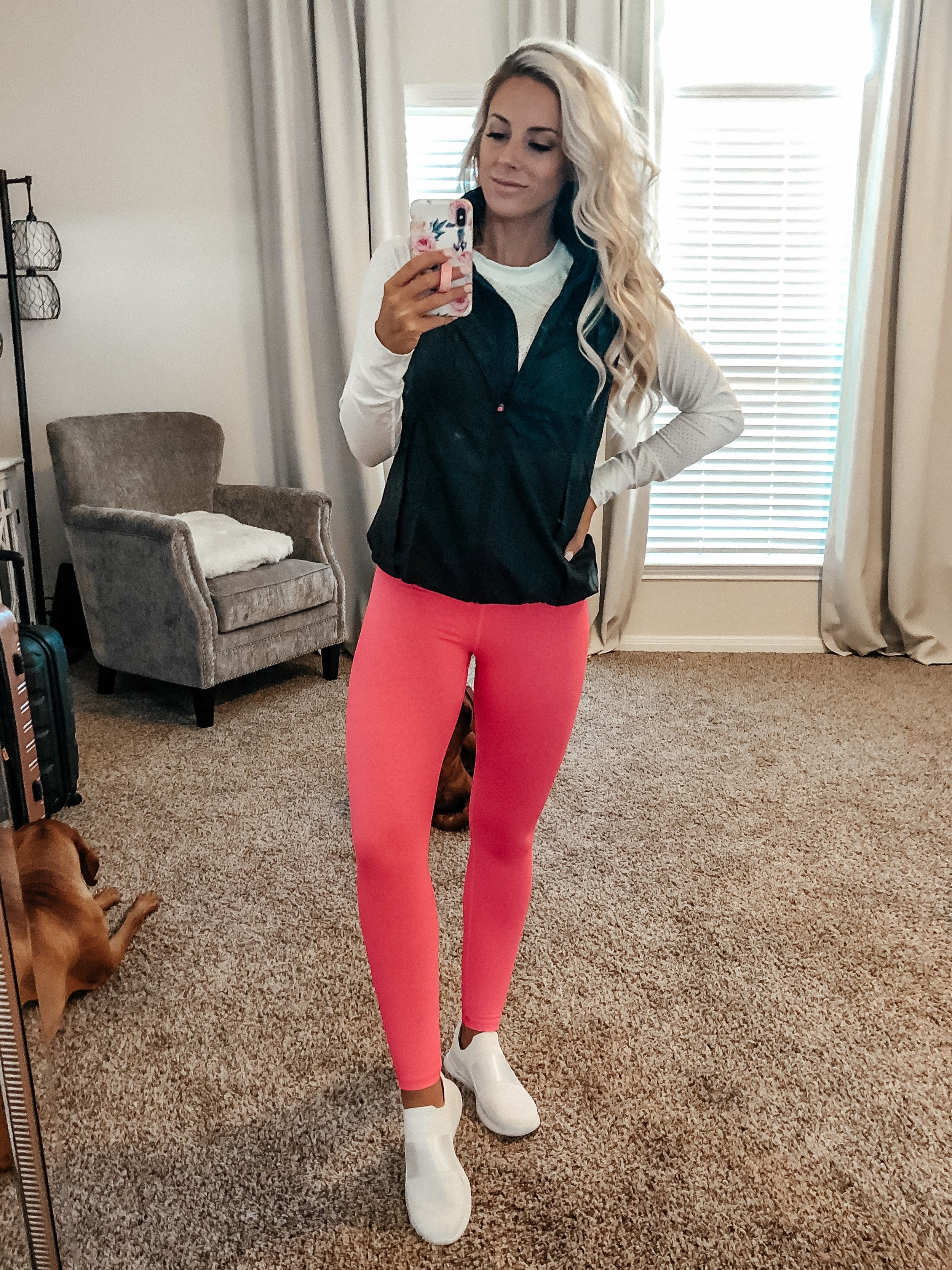 The fit guide to my Light n Tight zyia leggings. I should be getting my  starter kit tomorrow with some new clothes, do we want to see an live  unboxing?