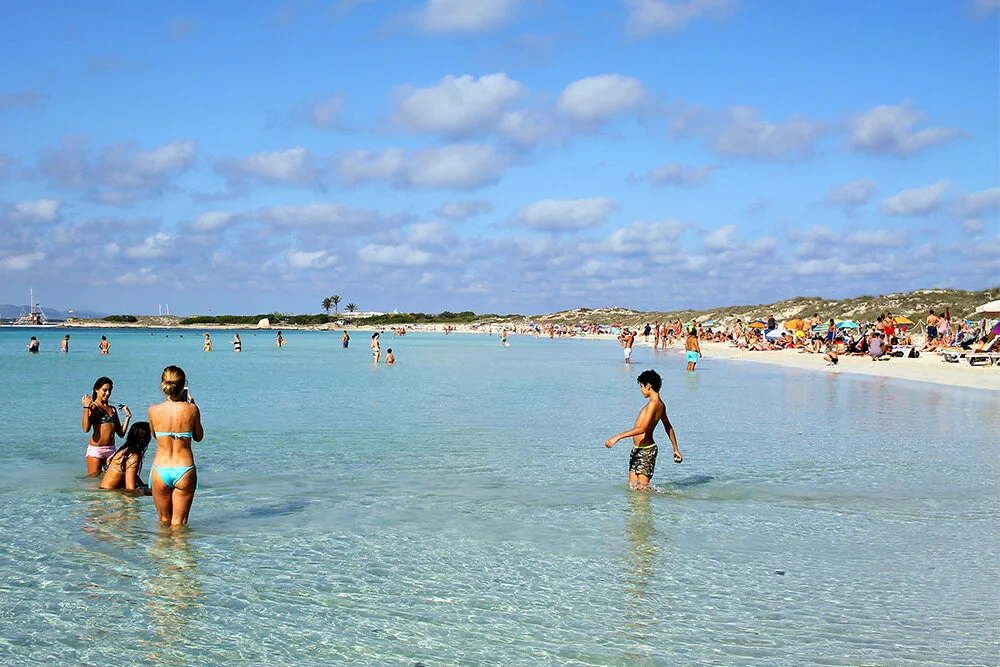 FAKTA OM SPANIA: Jeg elsker å reise til Spania! Dette bildet ble tatt på Formentera. Foto: Tenk Koffert