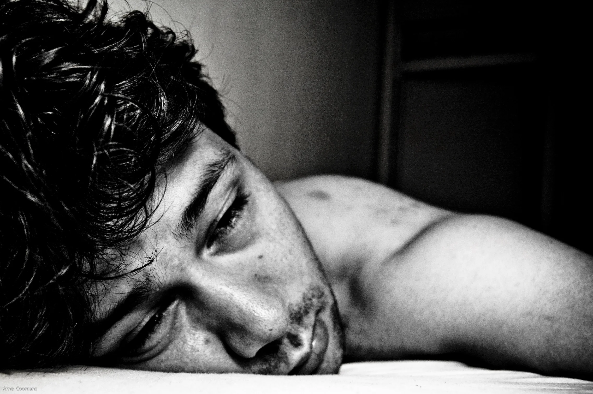 10 tips to deal with disturbed sleep