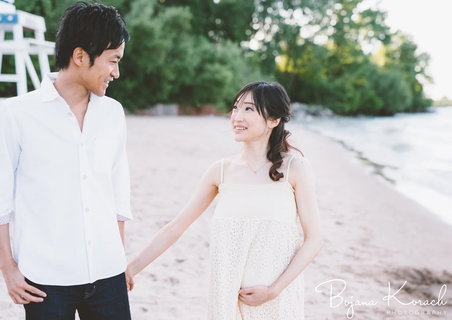 Beach Maternity Session with Asami and Kento