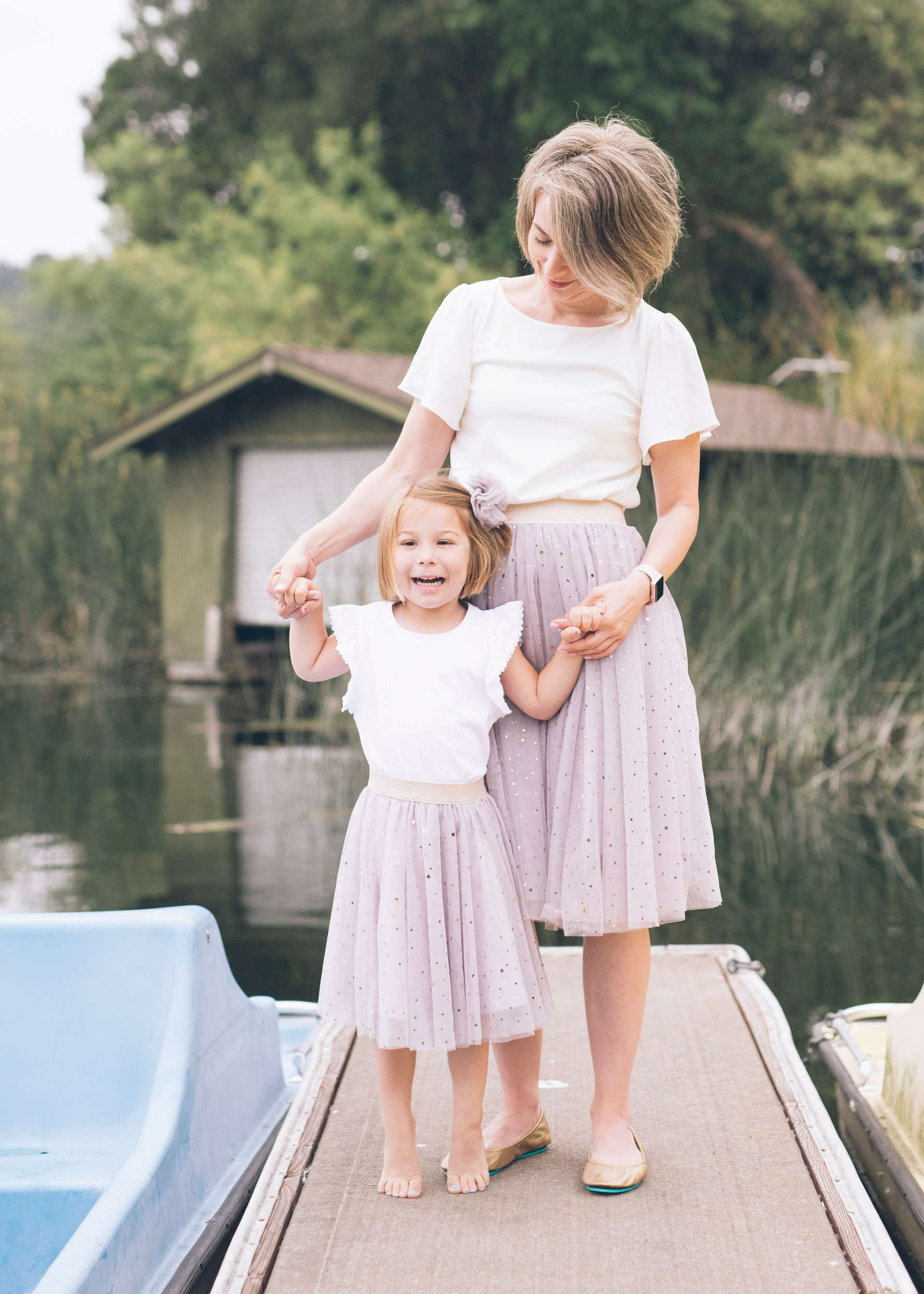 mother-and-daugher-photo-at-the-lafayette-reservoir-dock.jpg