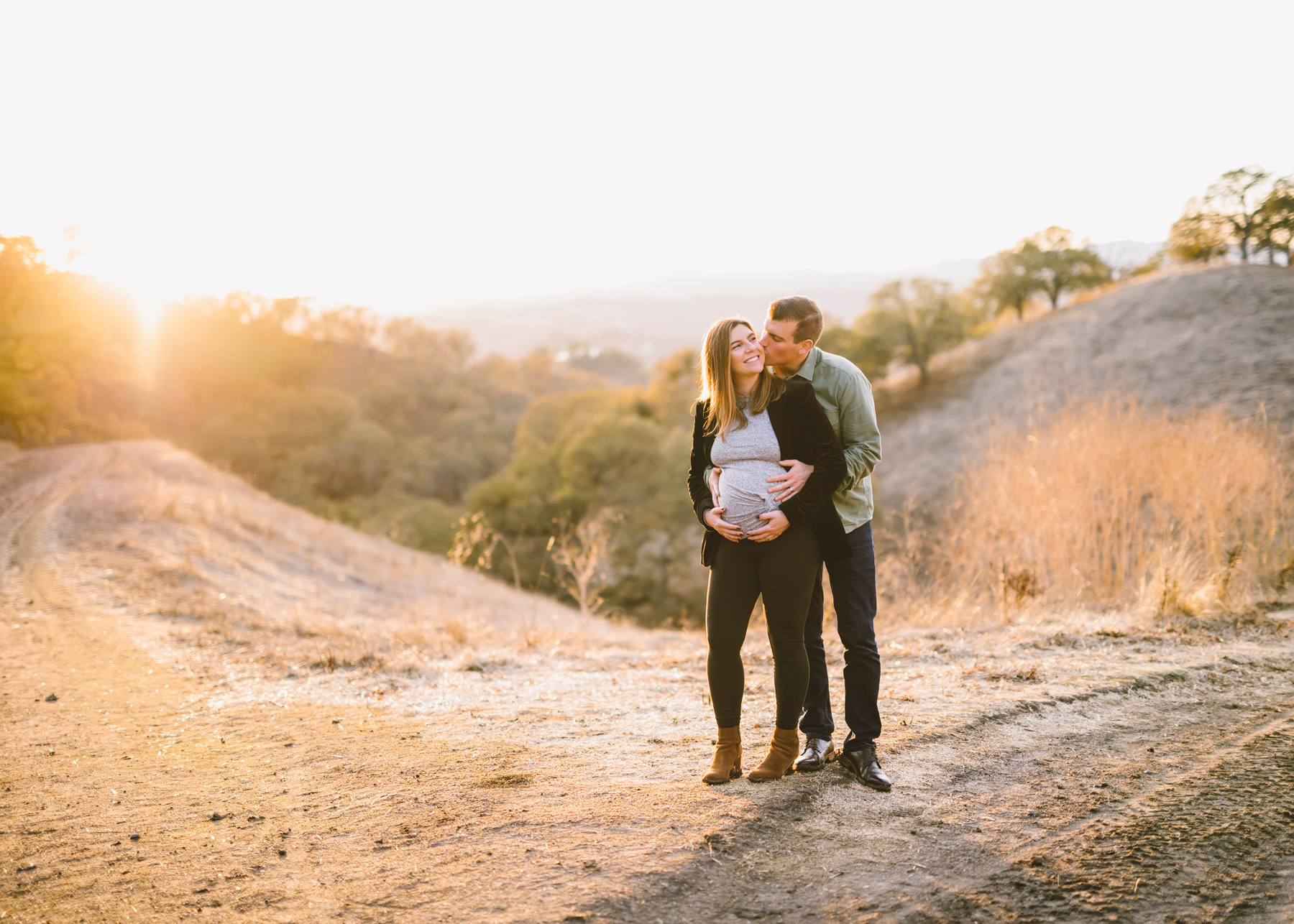 california-open-space-maternity-session.jpg