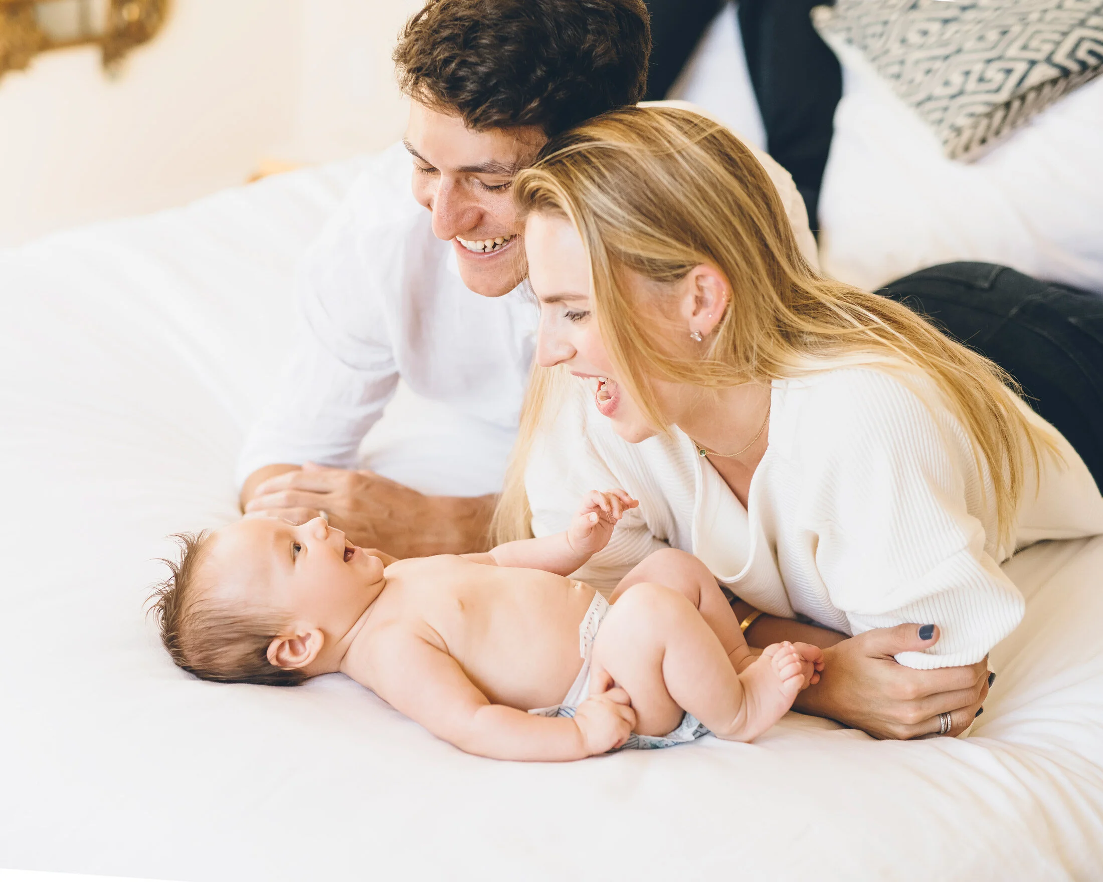 lifestyle-newborn-photos.jpg