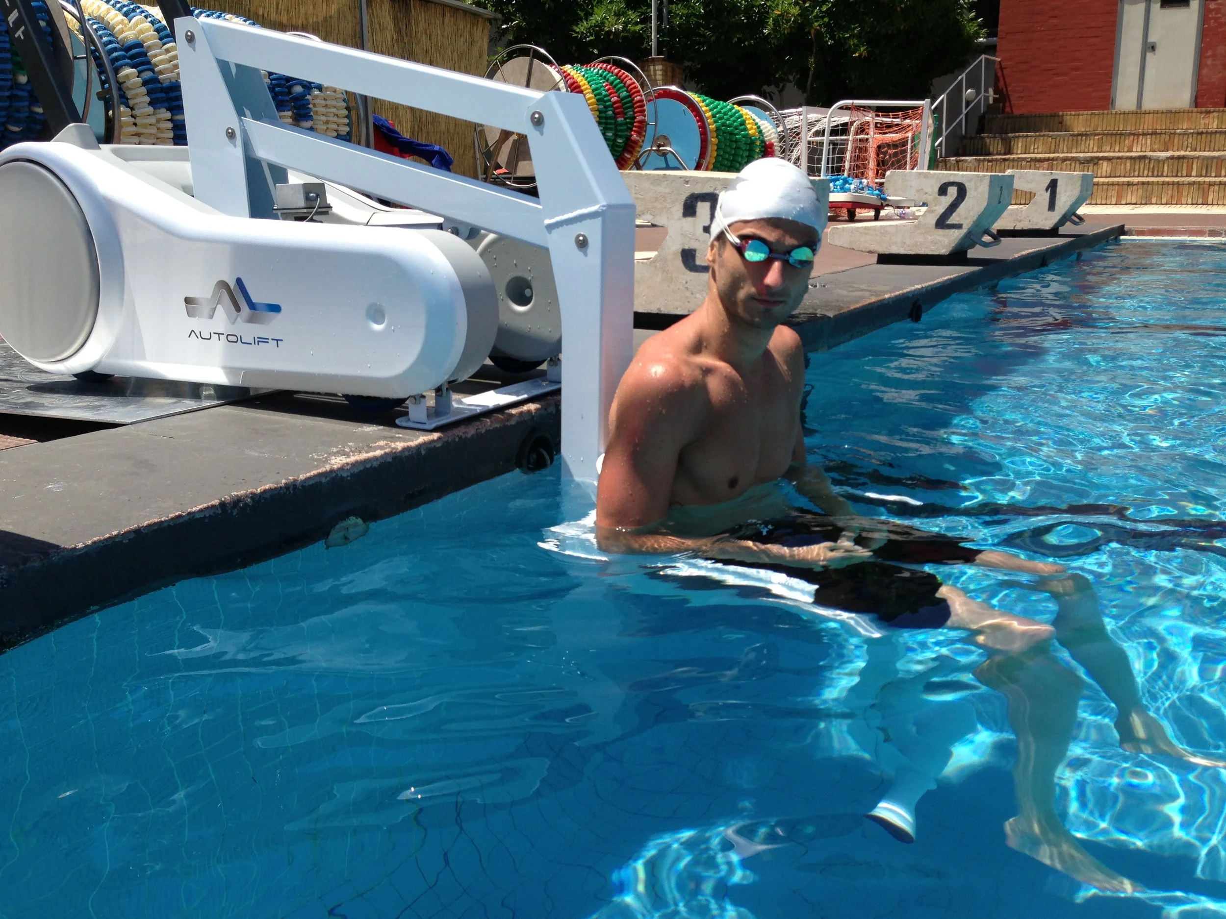 i swim portable pool lift