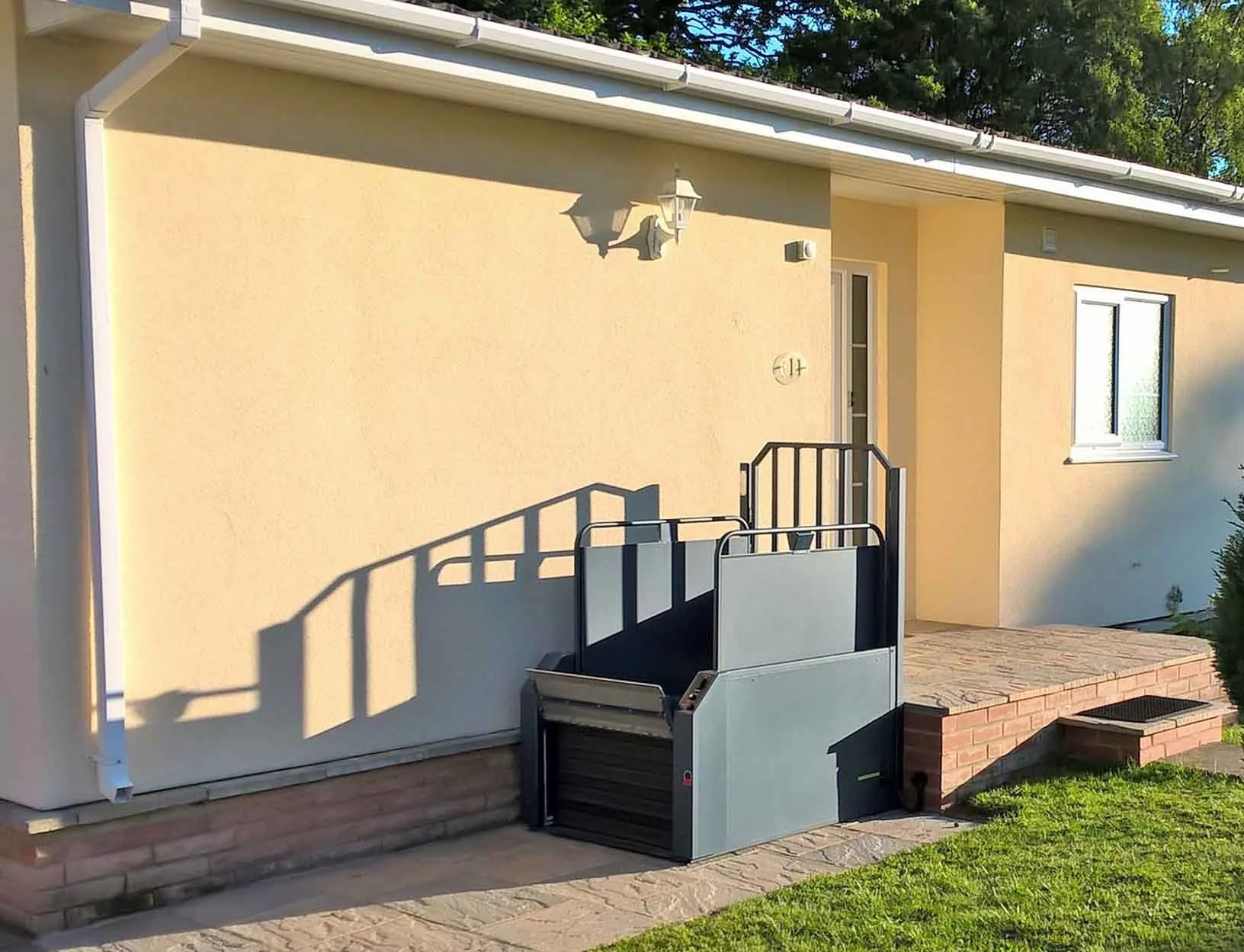 Wessex sp domestic step lift