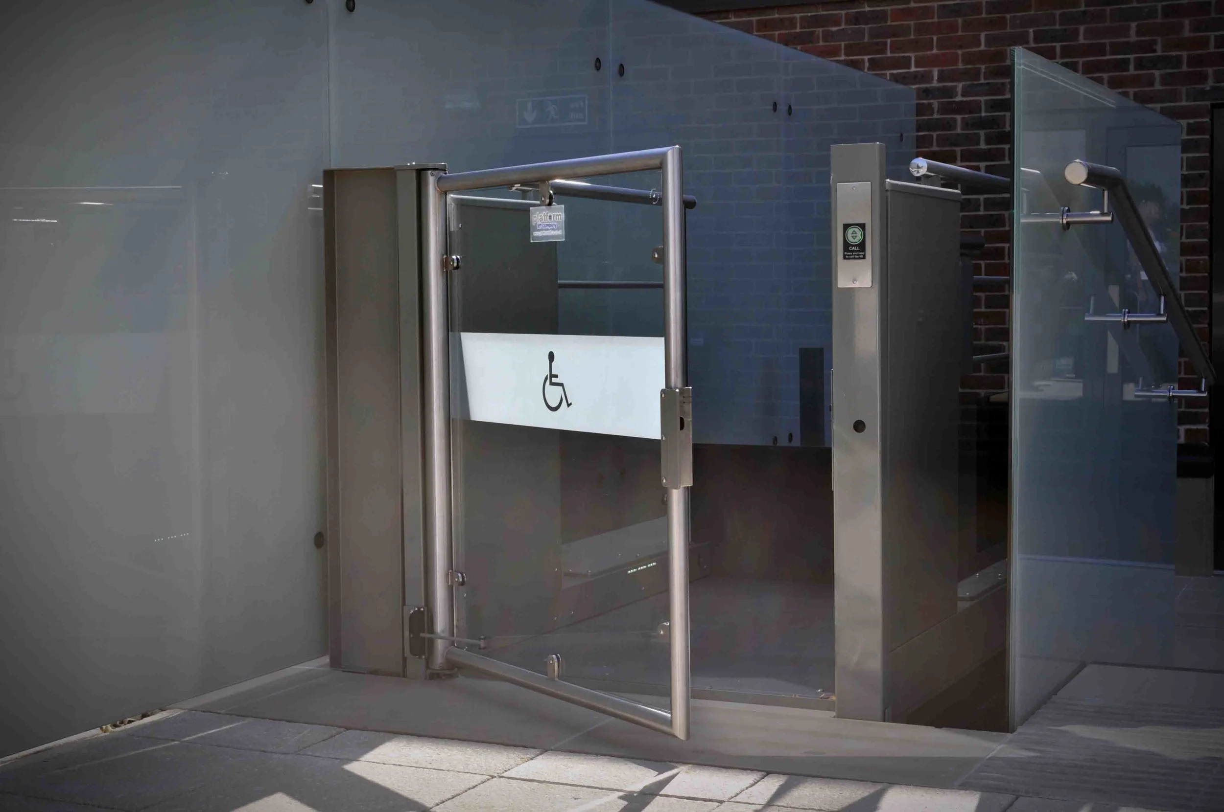 Wessex LR Low Rise Public Access Platform Lift