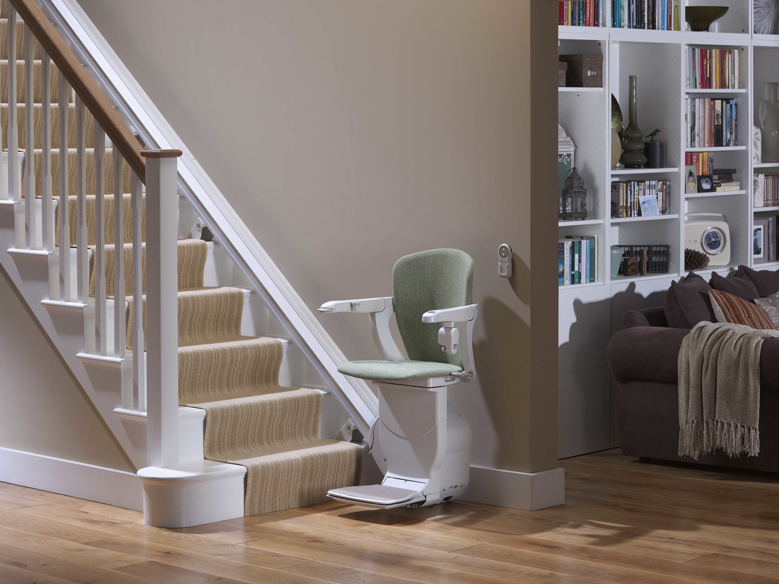 stannah-600-starla-stairlift-unfolded-downstairs.jpg