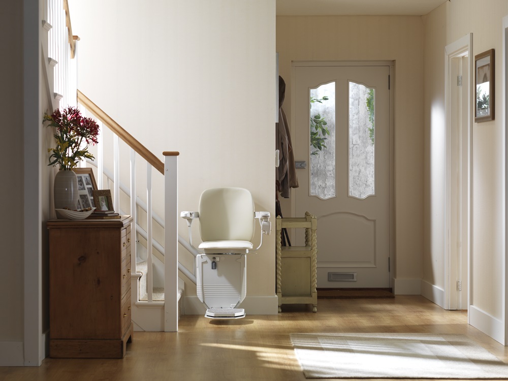 stannah-siena-260-stairlift-seat-face-on.jpg