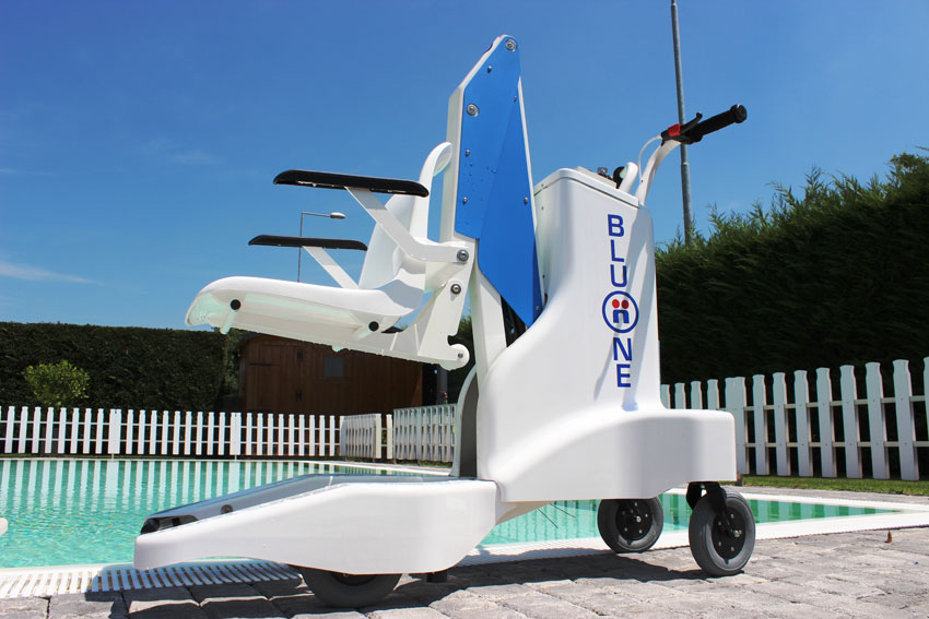 blu-one-portable-pool-lifts-dolphin-mobility.jpg