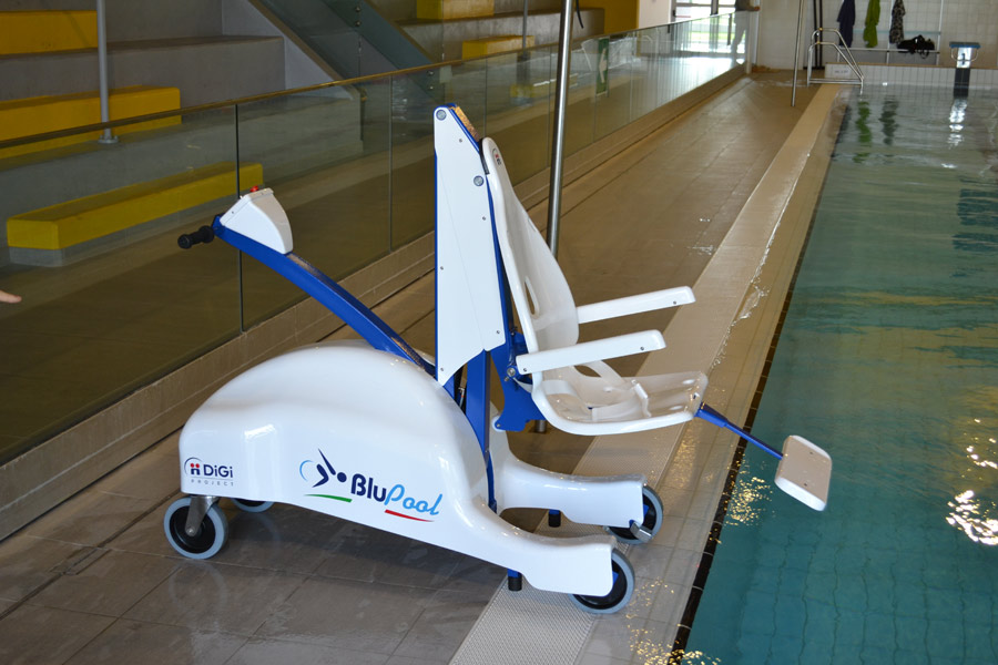 dolphin-mobility-blupool-pool-hoist.jpg