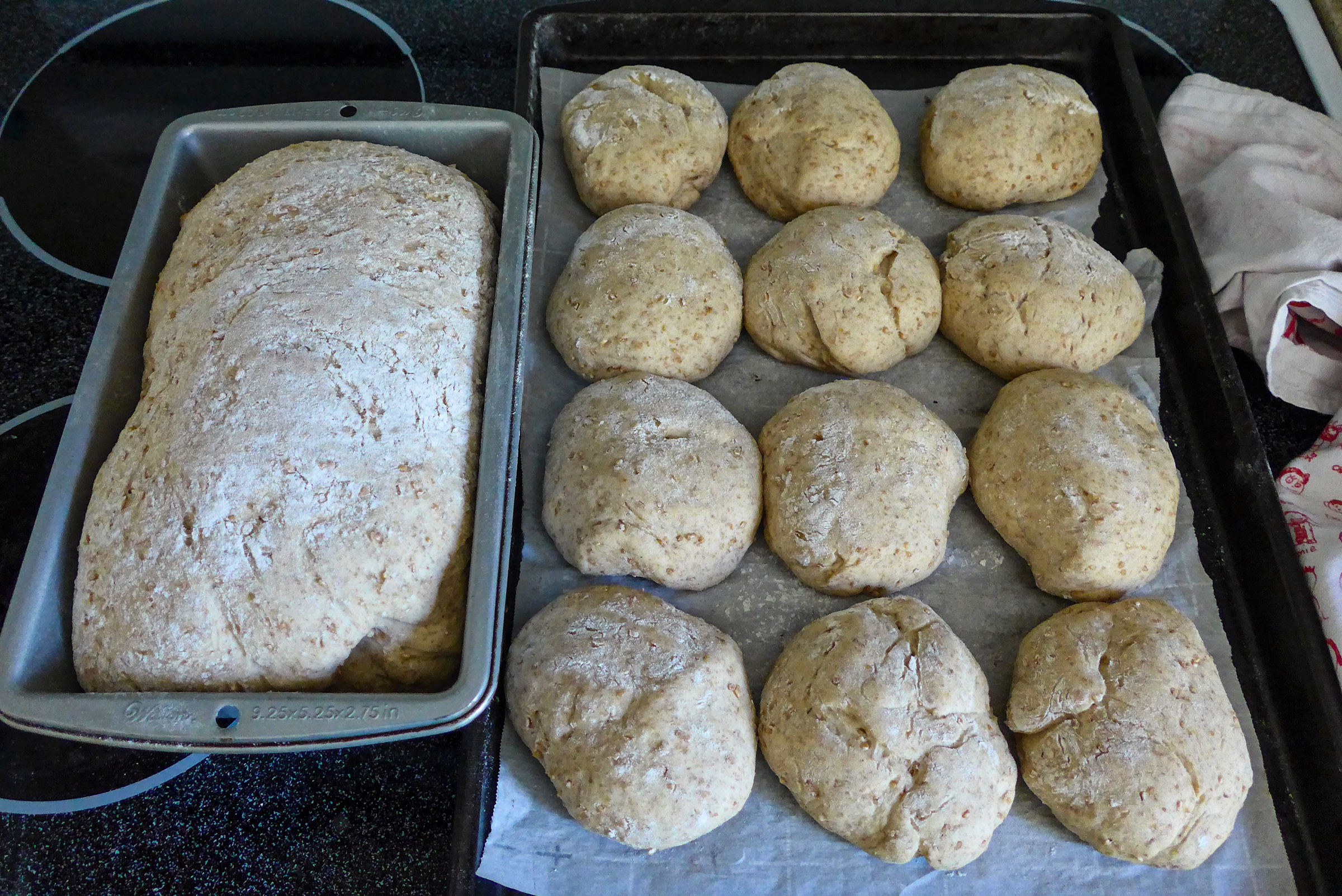 unbaked_granary_loaf_rolls_230719.jpg