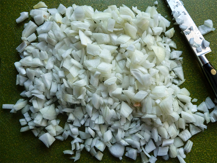 chopped_onions.jpg