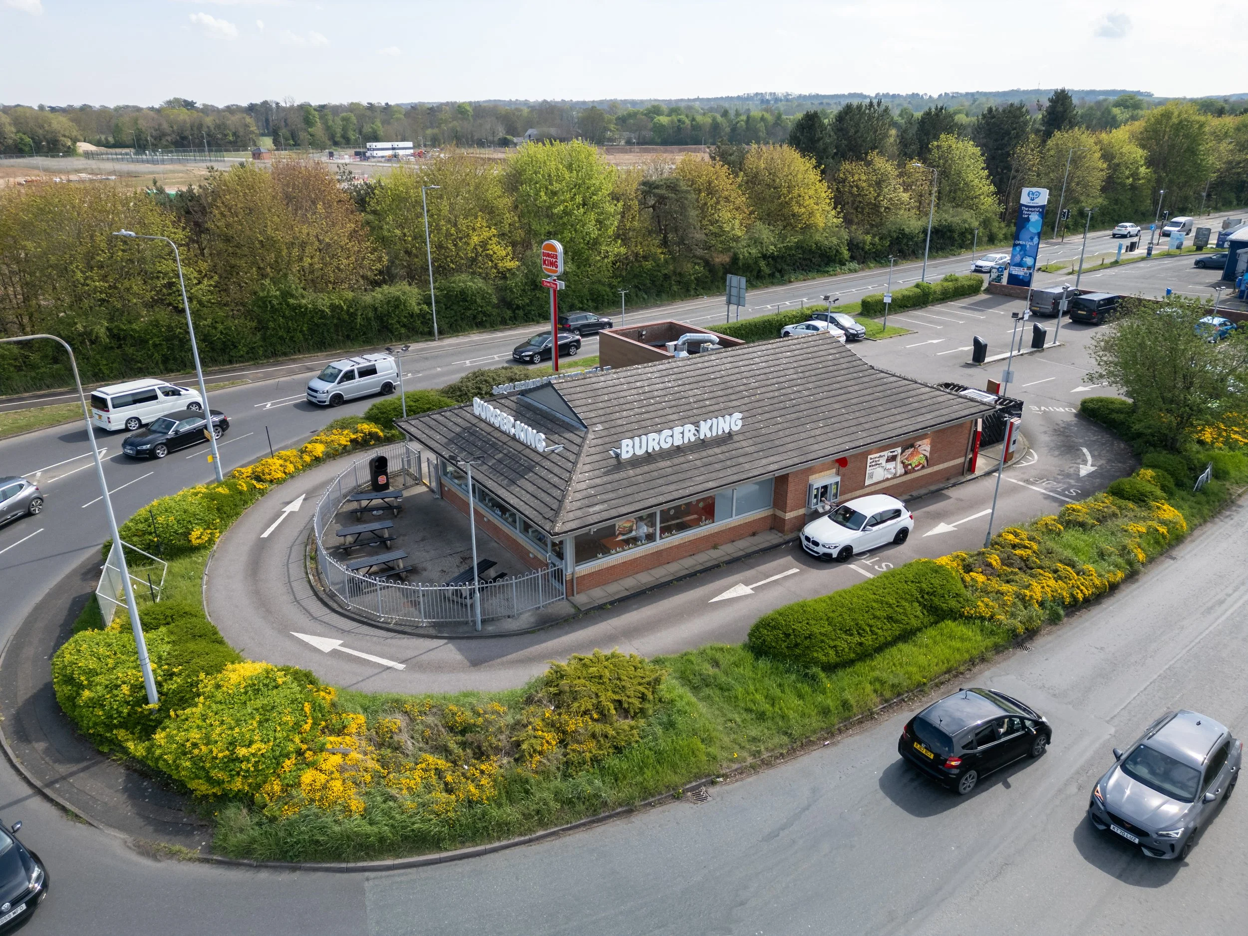 Cube RE acquires Burger King Drive Thru to add to its Newmarket holding