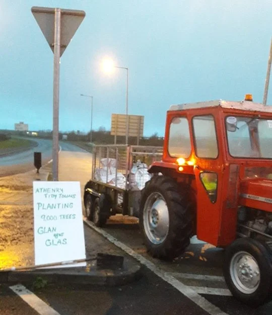 An early start for the Athenry Tidy Towns team - February 2018