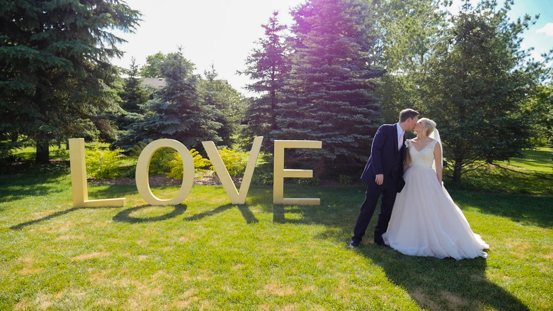wedding-videography-lightning-composition.jpg