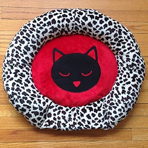 LA-web-clients_0005_CC-cat-bed.jpg