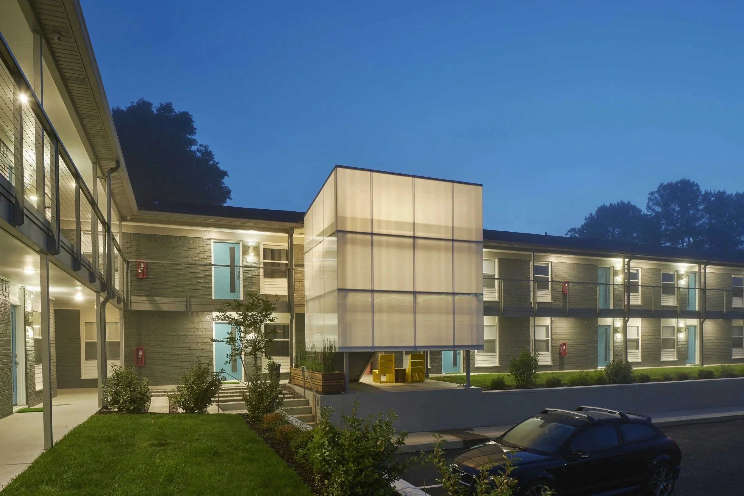 Modern1540 Apartments