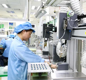 Manufacturing Solutions for Custom Cables, Plastic Injection molding, precision machining and electronic manufacturing services