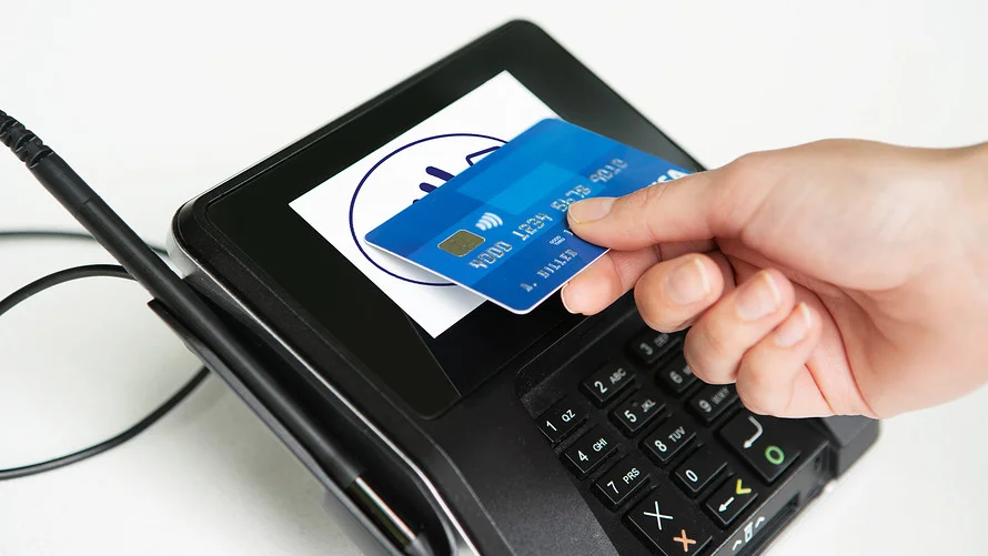 Visacontactlesscard.jpg