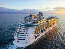 Royal Caribbean Cruises Creatively with Intelligent IoT Bracelet