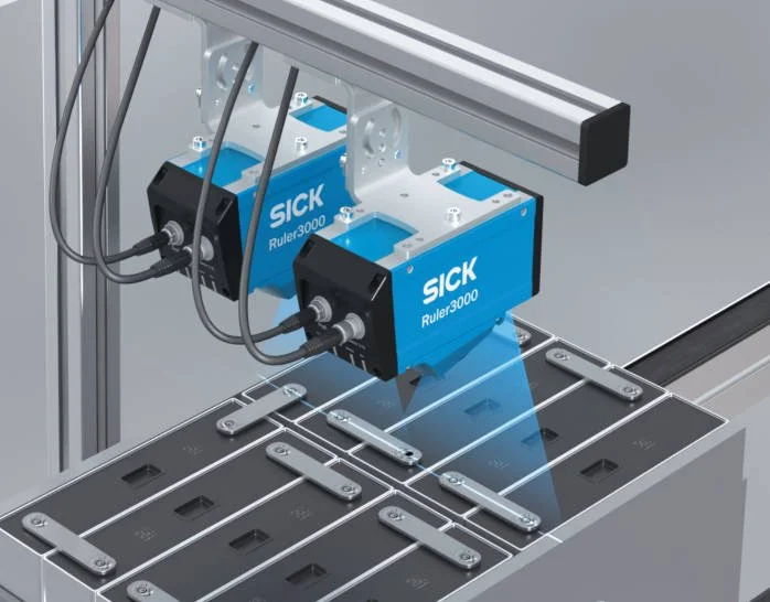 Inspection cameras measure down to 800nm in production