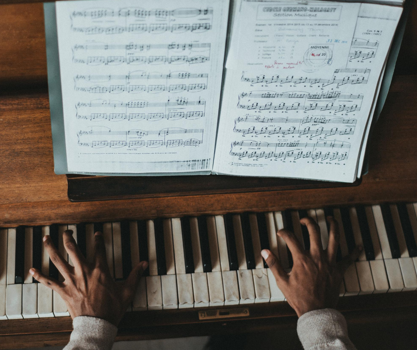 Imposing Grandeur Radio