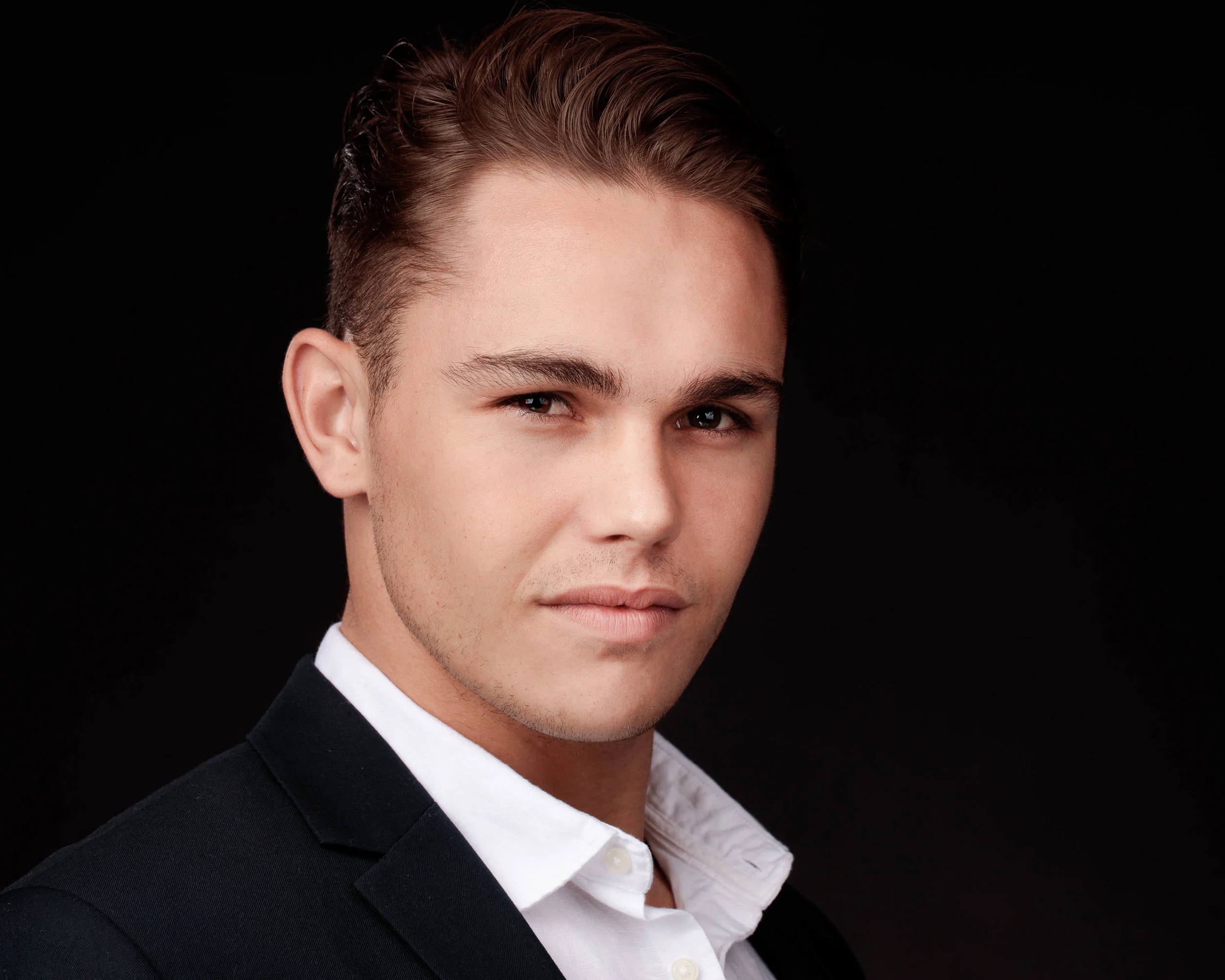 ELPIX_Headshot-2.jpg