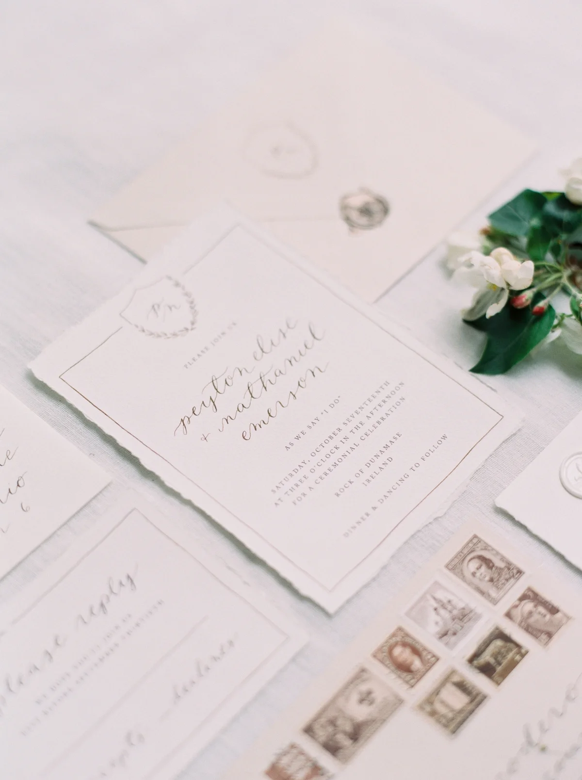 21-fine-art-wedding-invitations.jpg