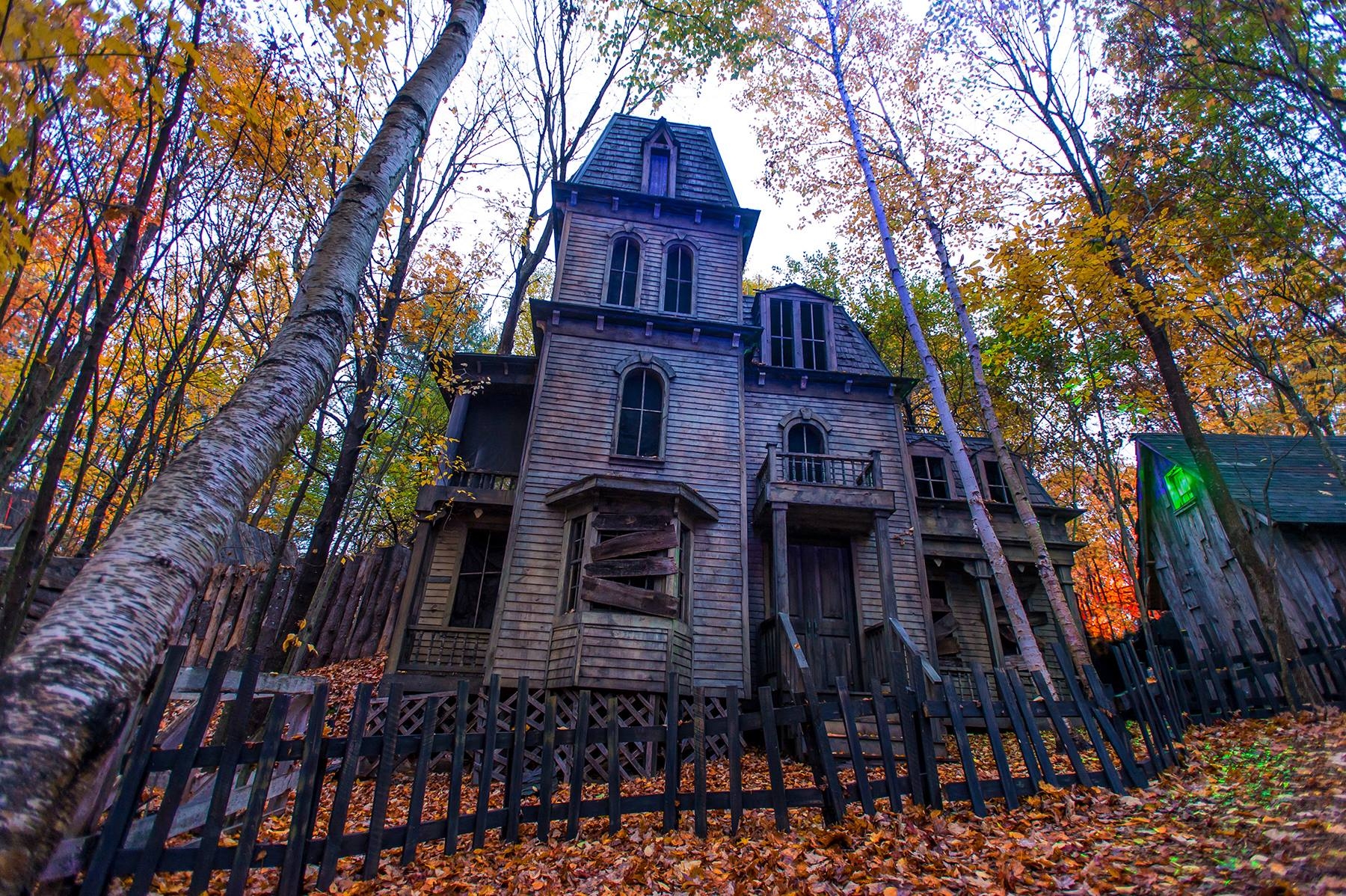 Spend A Spooky Halloween In New England