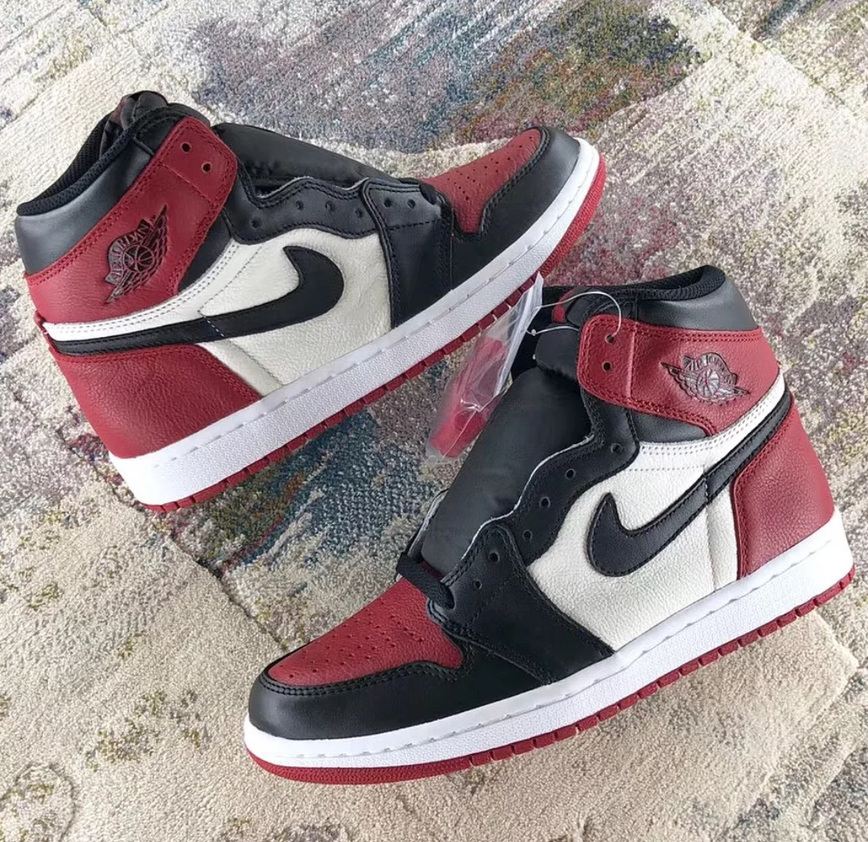 jordan 1 bred toe 2018