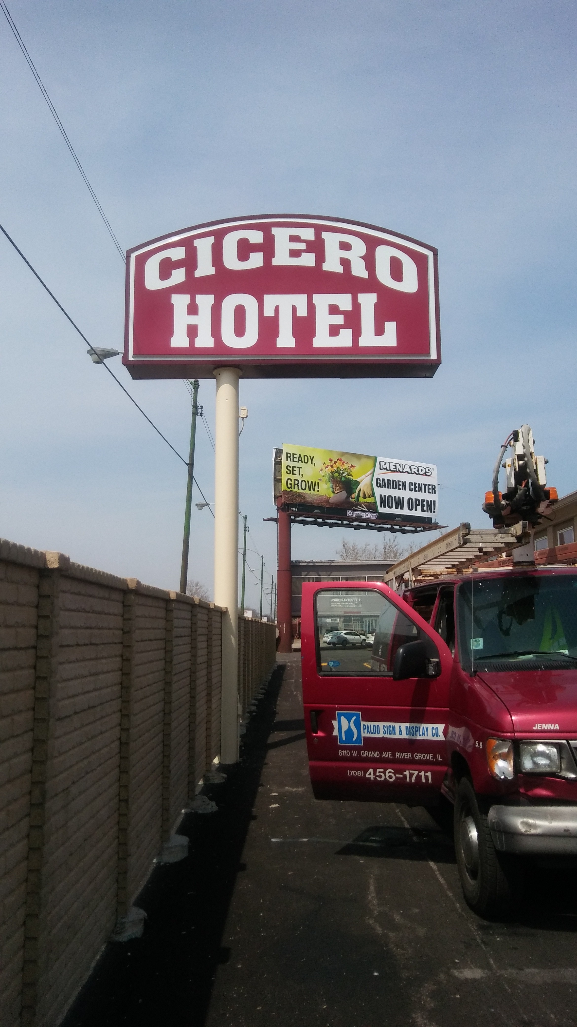 cicero hotel 2.jpg