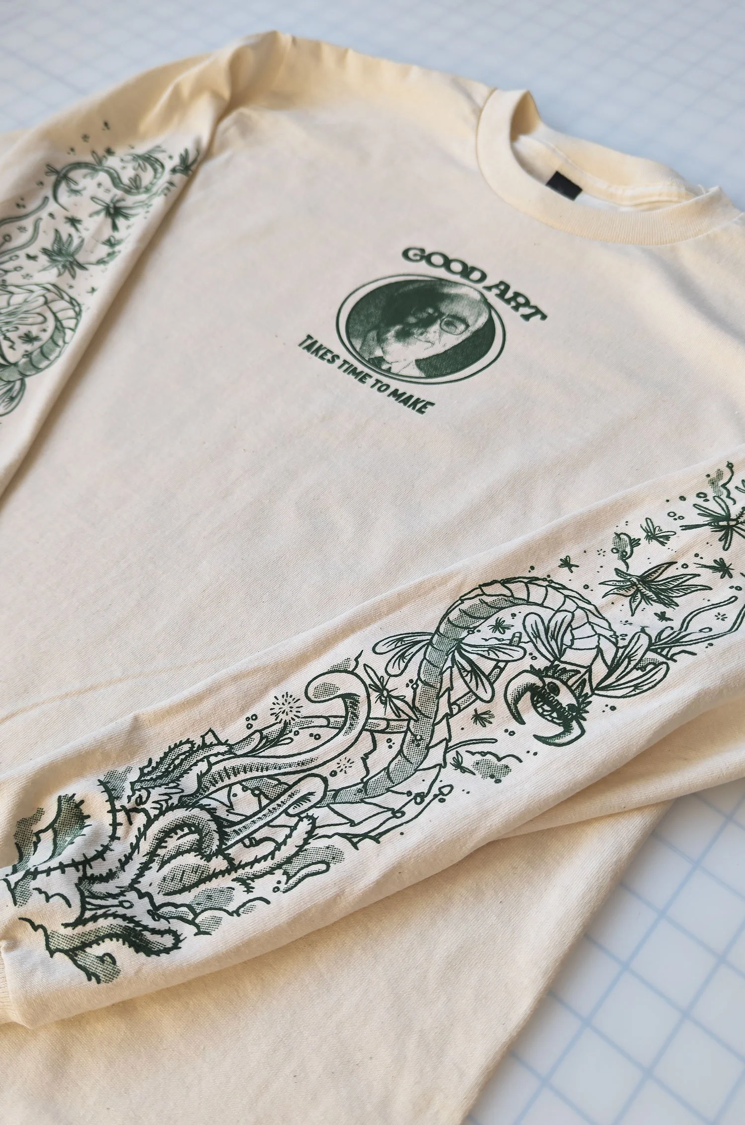 SLEEVE_2.jpg
